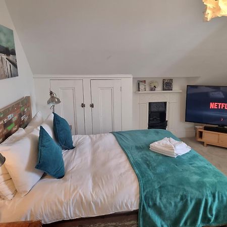 Stylish 2-Bed Flat, Quick Access To London Sightsアパートメント エクステリア 写真