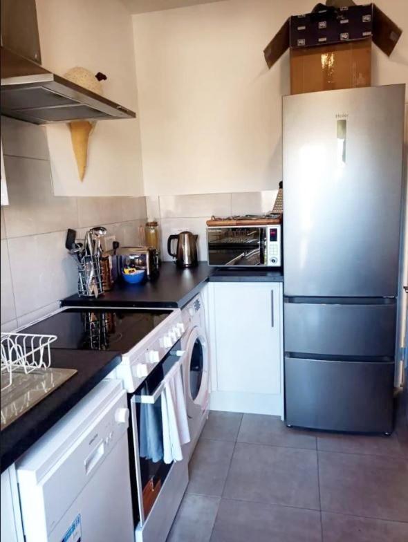 Stylish 2-Bed Flat, Quick Access To London Sightsアパートメント エクステリア 写真